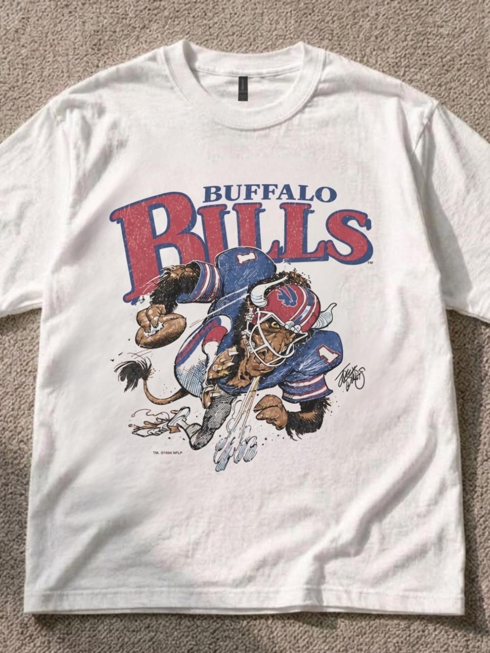 Gildan White Buffalo Bills Graphic Short Sleeve Tee with Red and Blue Artwork